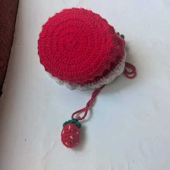 Handmade Knit Strawberry Bag Whimsicore Novelty Dopamine Dressing Round‎ Crochet - Picture 2 of 7